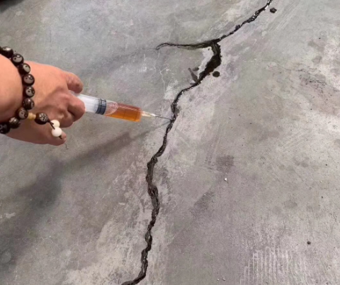 越秀混凝土裂缝修补技术详解​